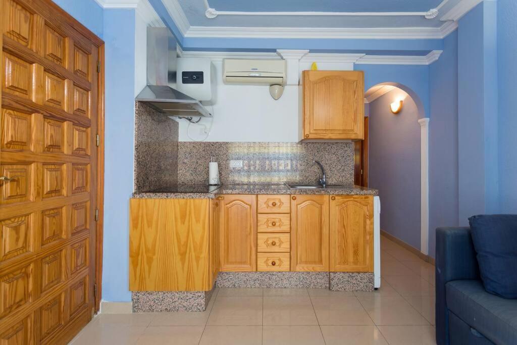 Apartamento Comodo Y Centrico, Los Cristianos Arona  Esterno foto